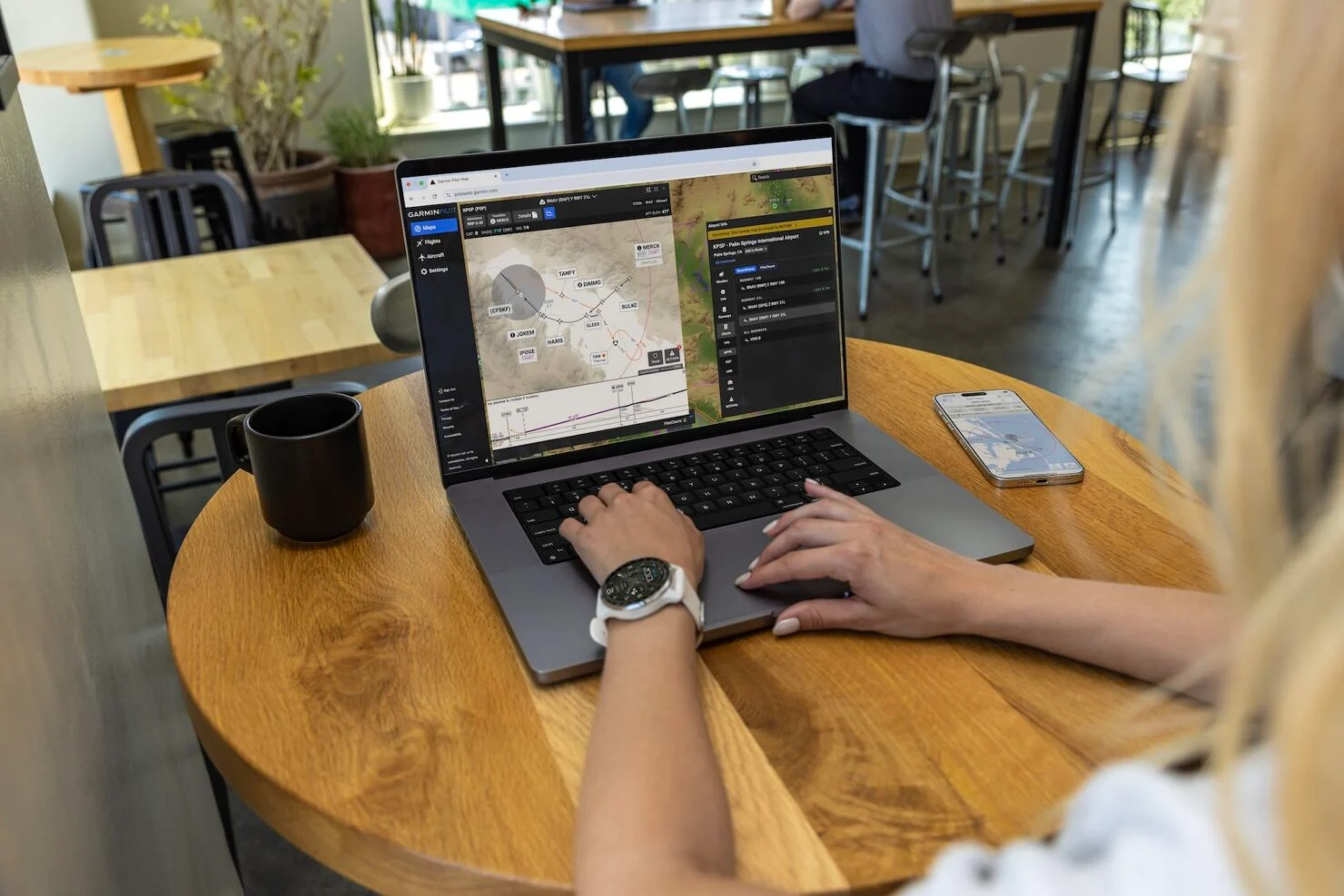Garmin Brings SmartCharts to Garmin Pilot Web for Browser-Based Flight Planning
