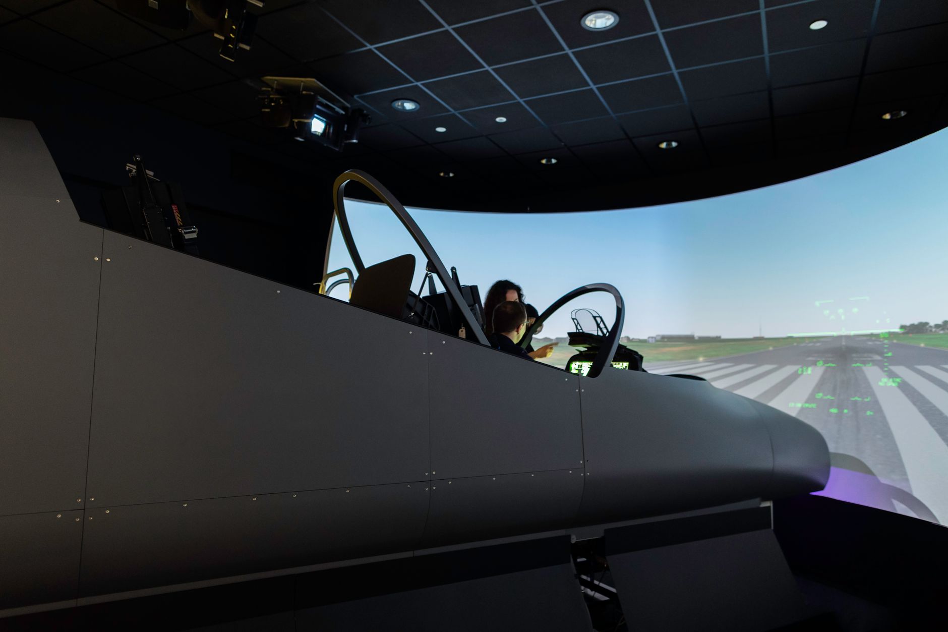 engineer in flight simulator
